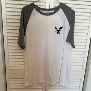 American Eagle White and Gray Raglan T-Shirt